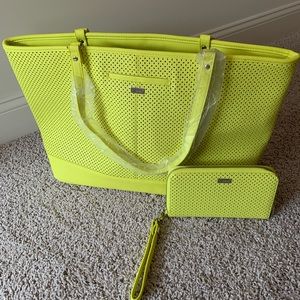 Thirty- One Style Setter Bag/Benjamin Wallet